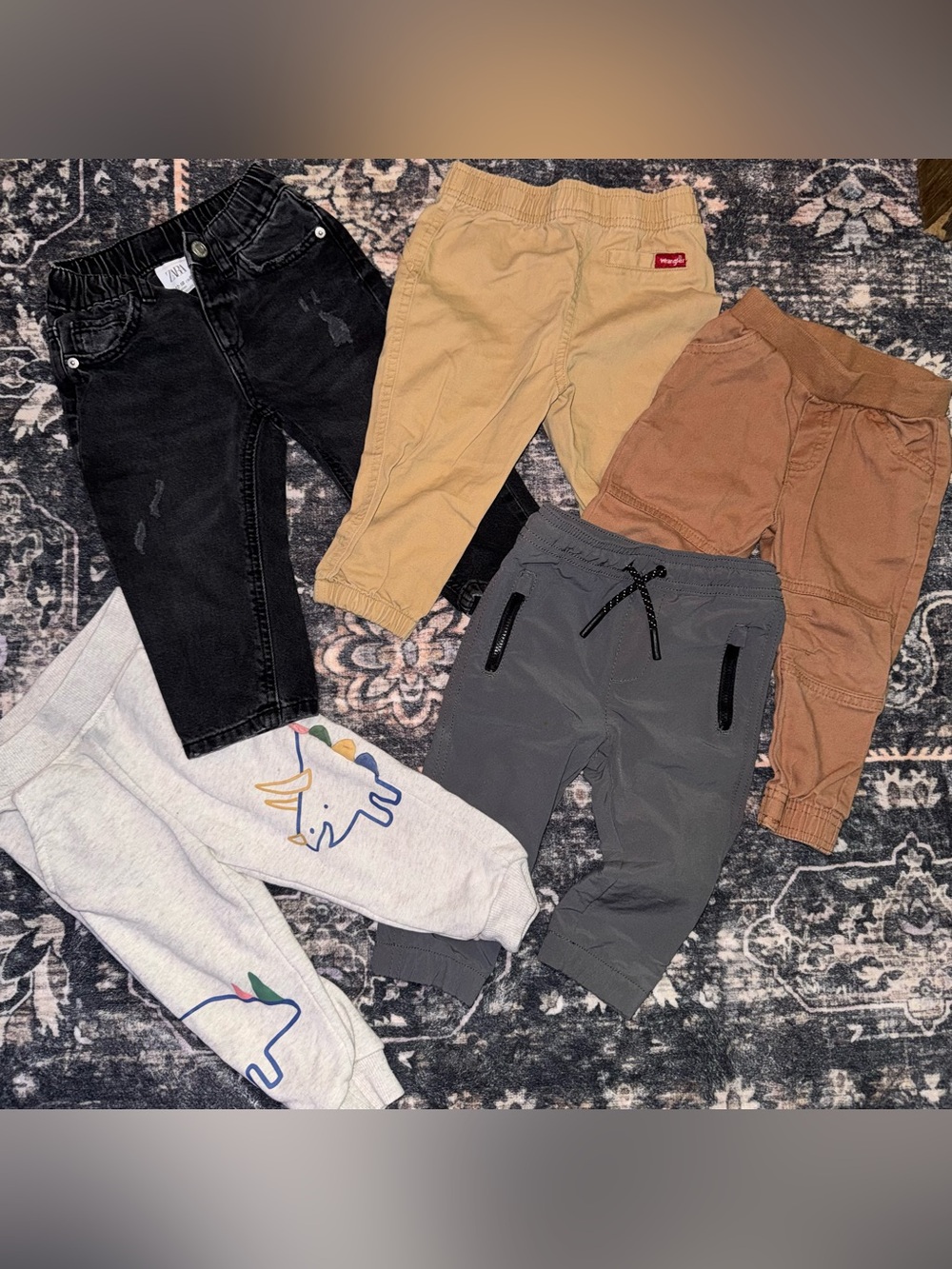 Toddler Bundle clothing 18M - Pants, Shorts & Shirts Great Condition
